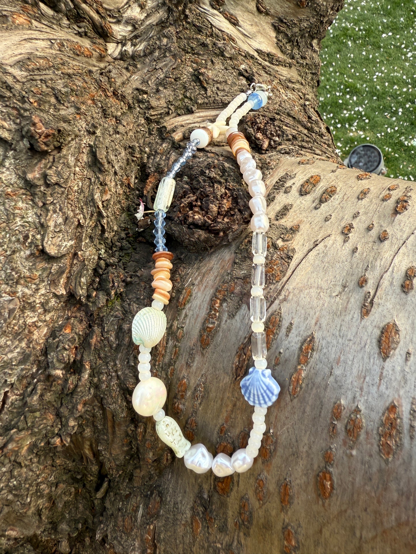 Caracola Pearl Shell Necklace.