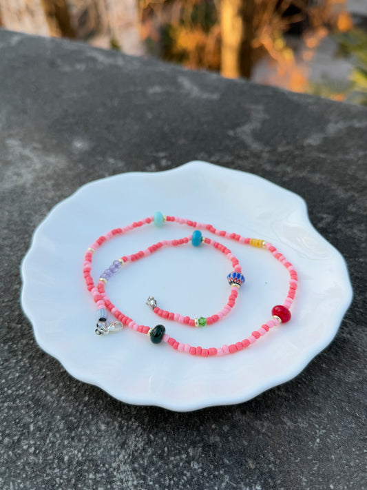 Caracola Handmade Pink Floral Beaded Necklace