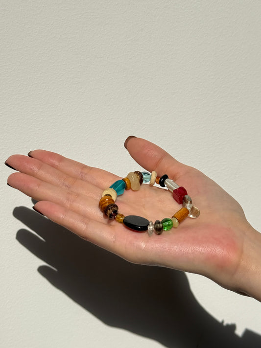 Autumn Woods Beaded Bracelet – Handcrafted Fall Tones with Natural Wood Accents