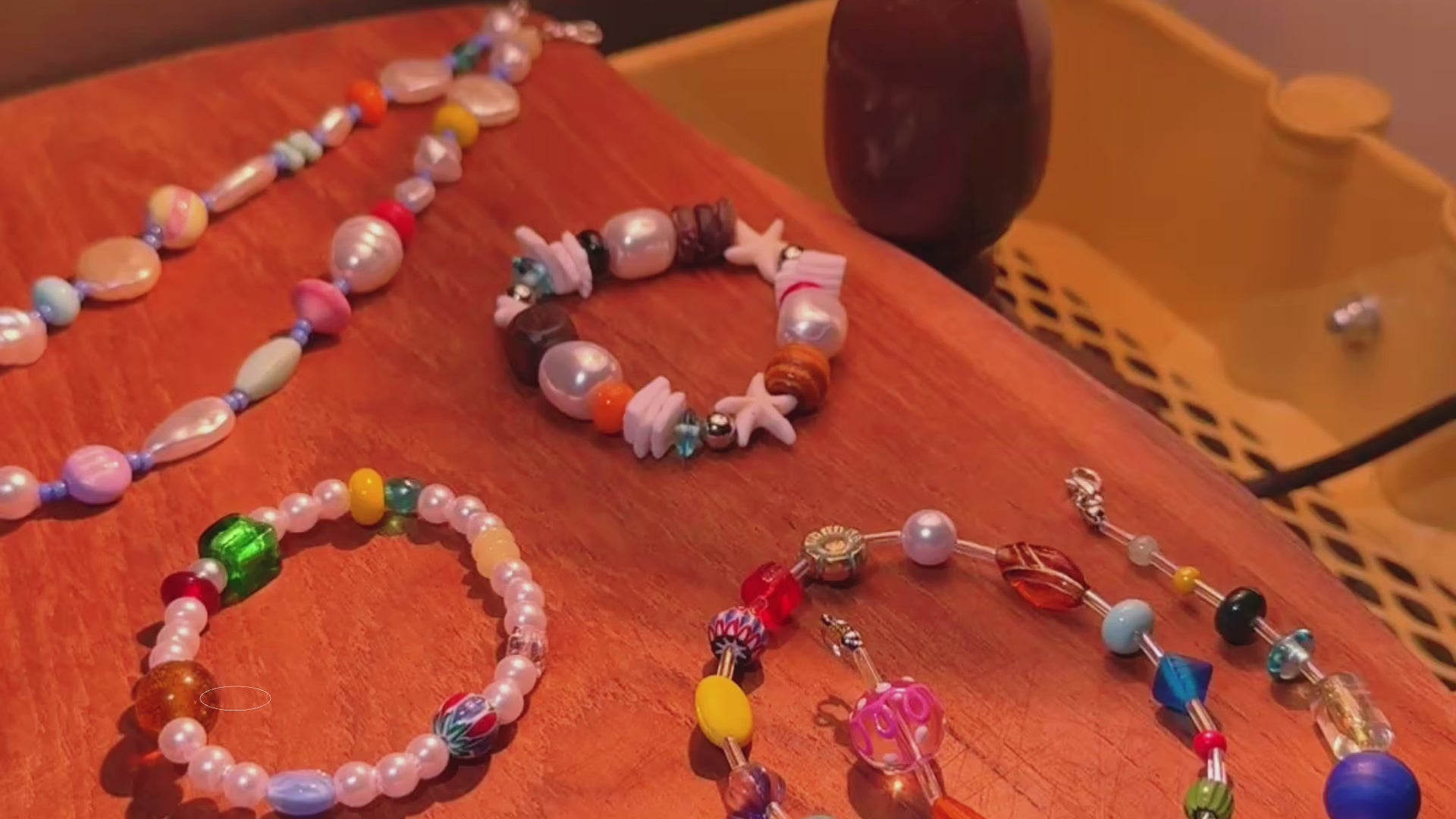 Load video: Caracola beads collection